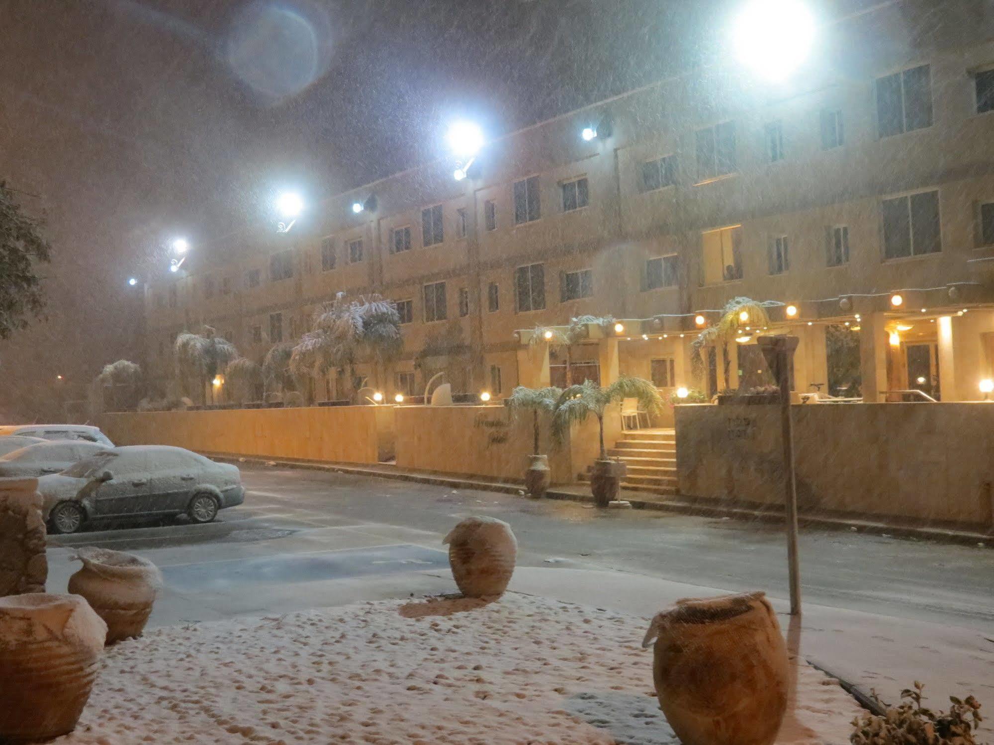Ramon Suites By Smart Hotels Mitzpe Ramon Luaran gambar