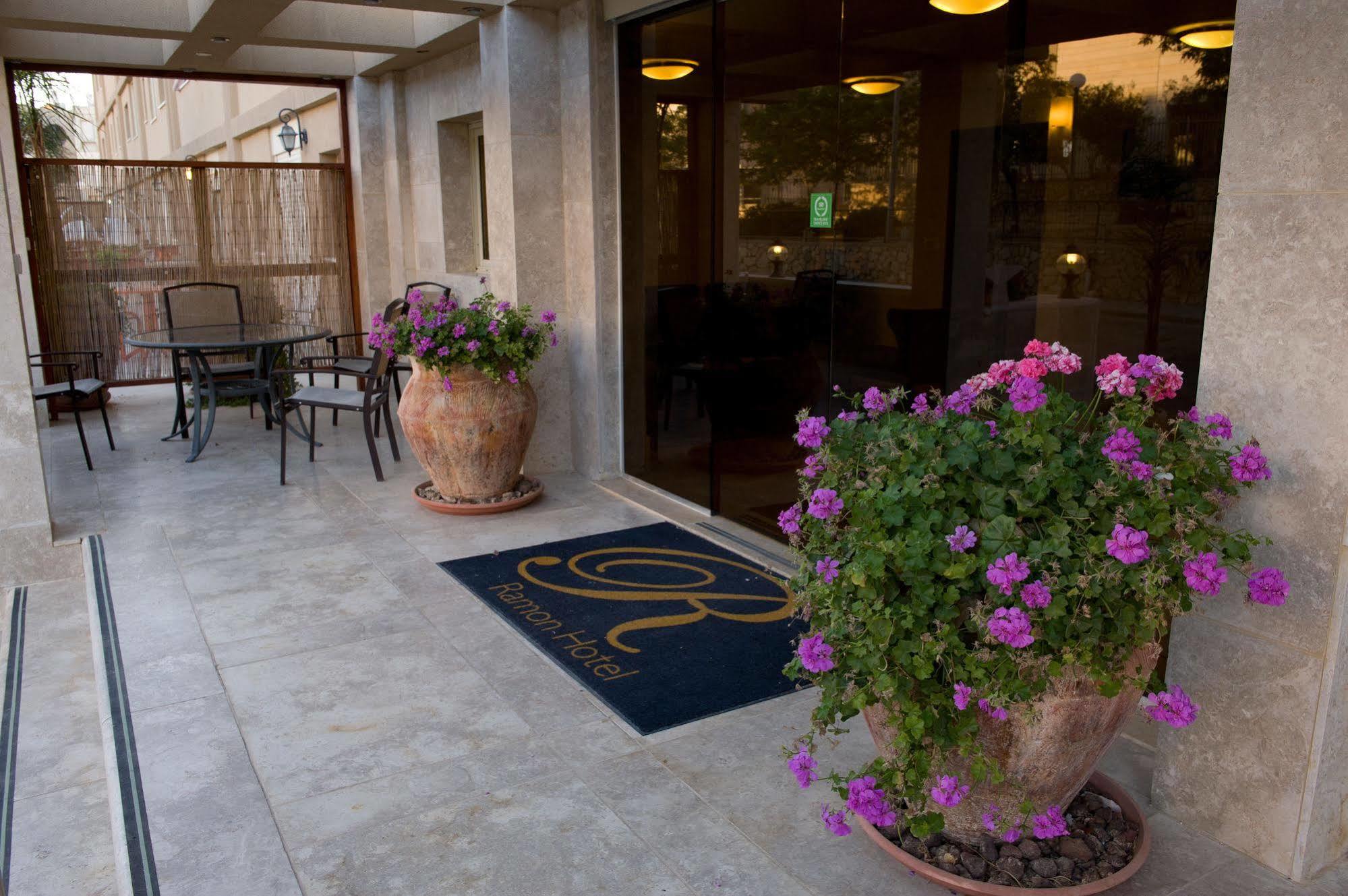 Ramon Suites By Smart Hotels Mitzpe Ramon Luaran gambar