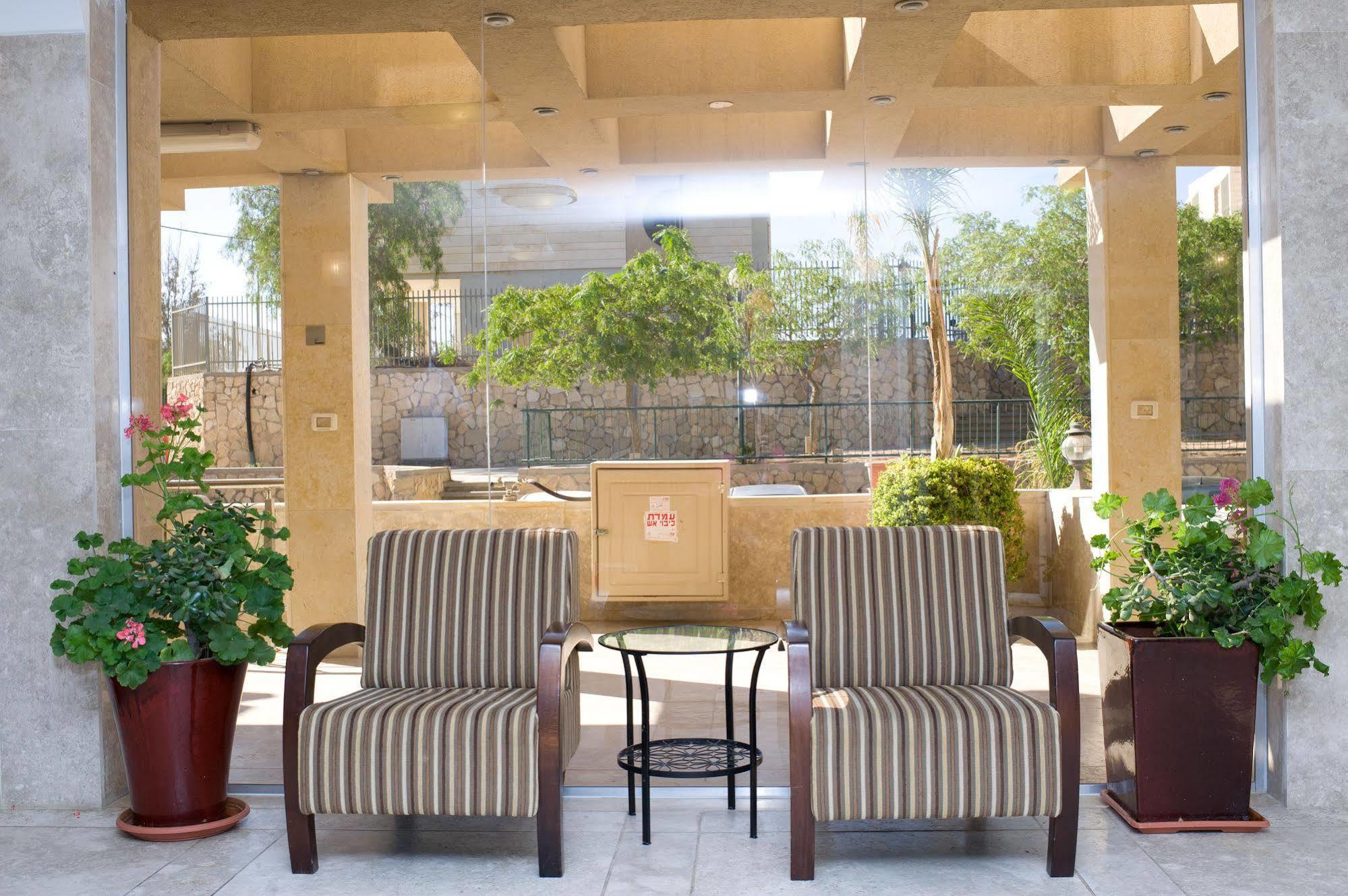 Ramon Suites By Smart Hotels Mitzpe Ramon Luaran gambar